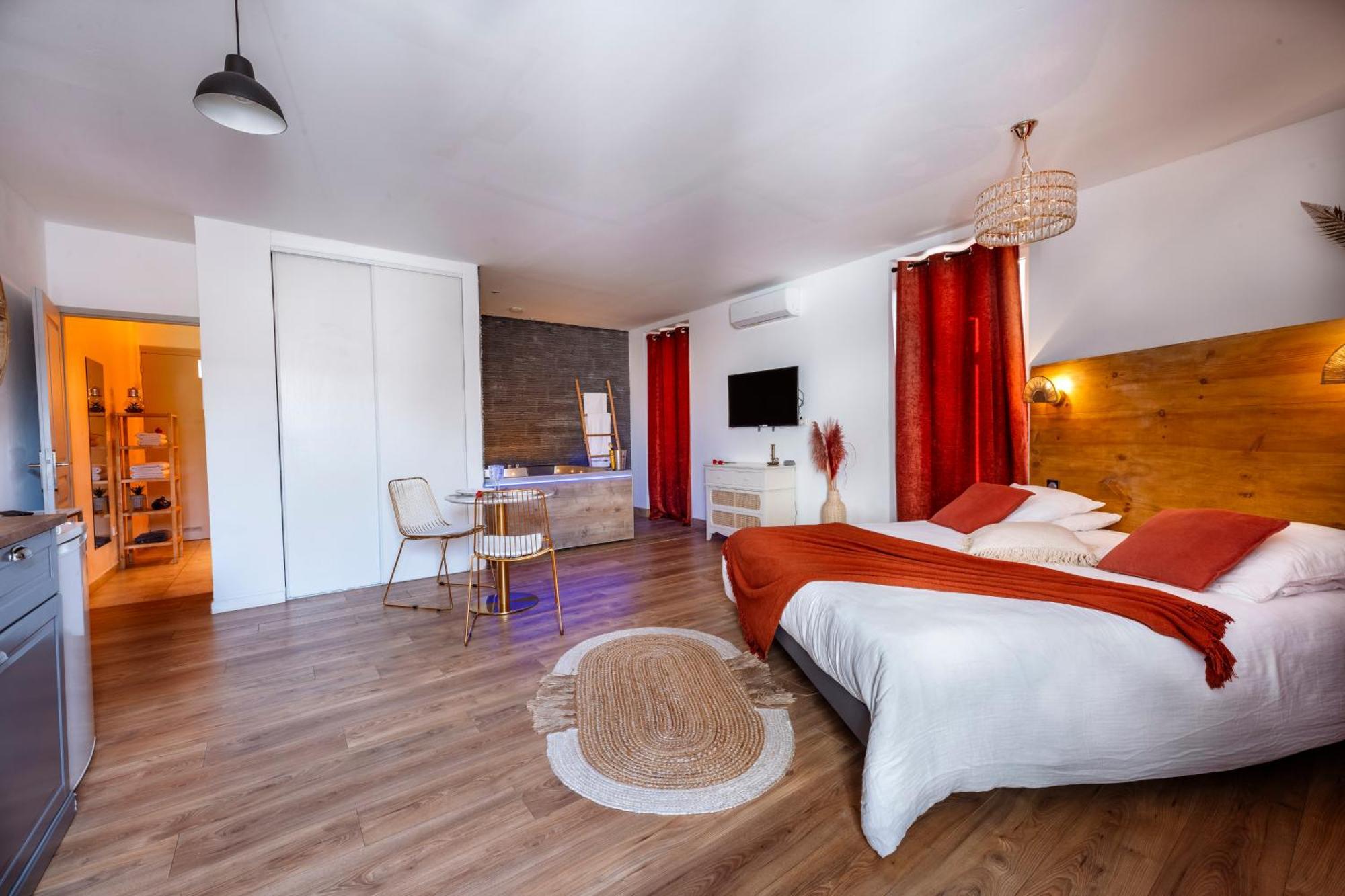 Loft Romantique - Spa Privatif - Spa Noctambulles Hyères Exteriér fotografie