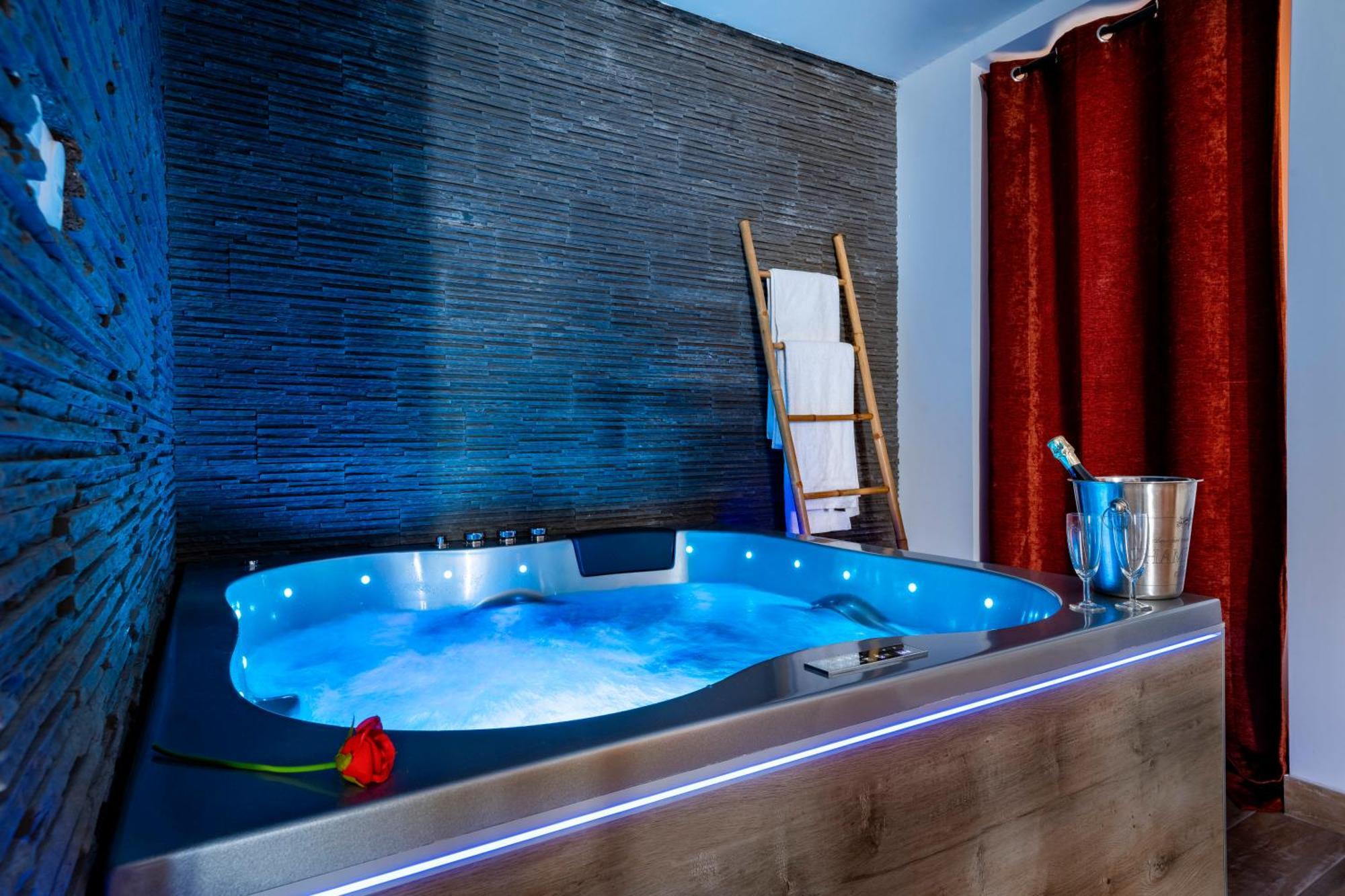 Loft Romantique - Spa Privatif - Spa Noctambulles Hyères Exteriér fotografie