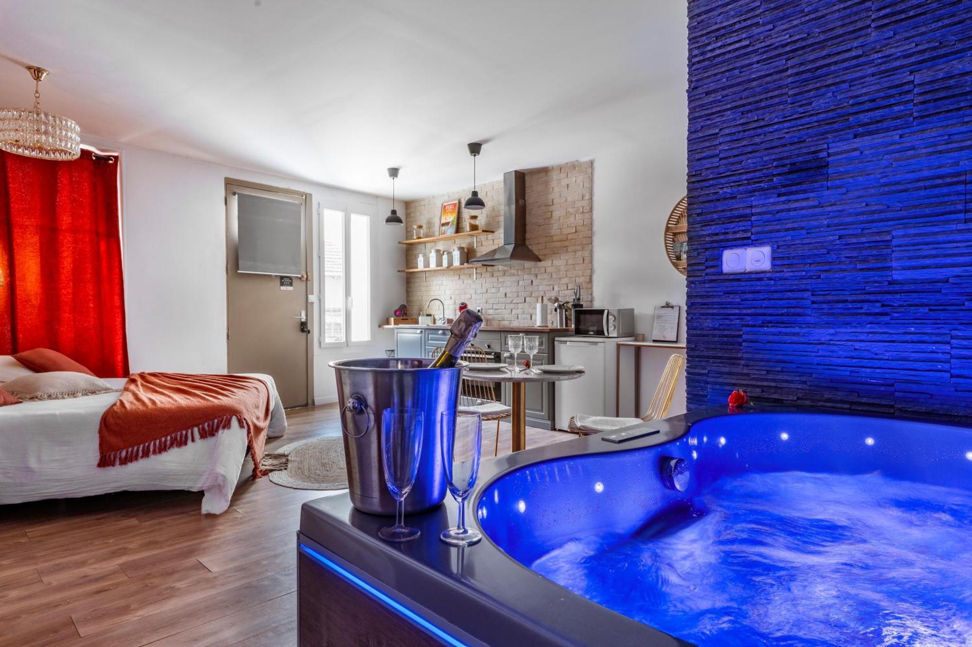 Loft Romantique - Spa Privatif - Spa Noctambulles Hyères Exteriér fotografie